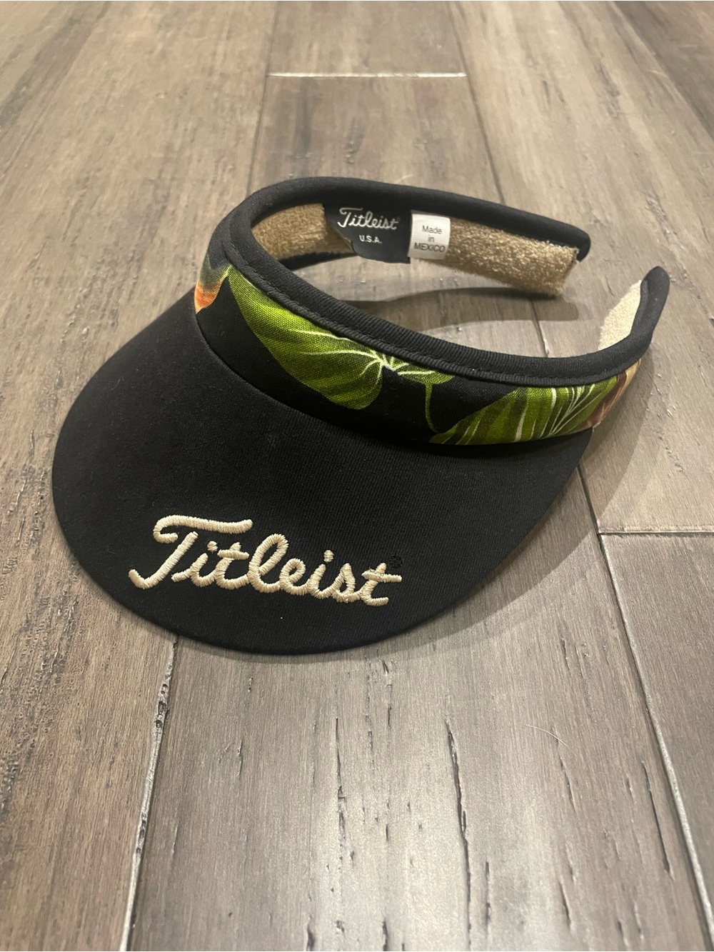 Vintage Titleist Golf Visor Black Tropical Floral Print Embroidered Logo